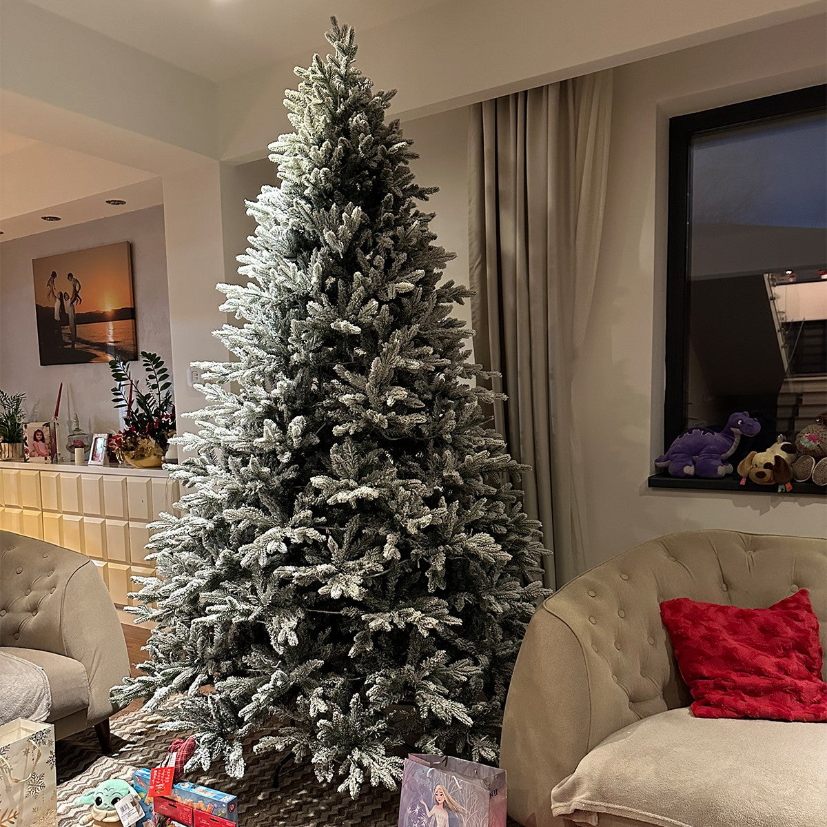 Künstlicher Weihnachtsbaum, beschneit, 3D-Zweige, 4186 Zweige, 162 cm Durchmesser, inkl. Metallständer, Polar, 250 cm Höhe