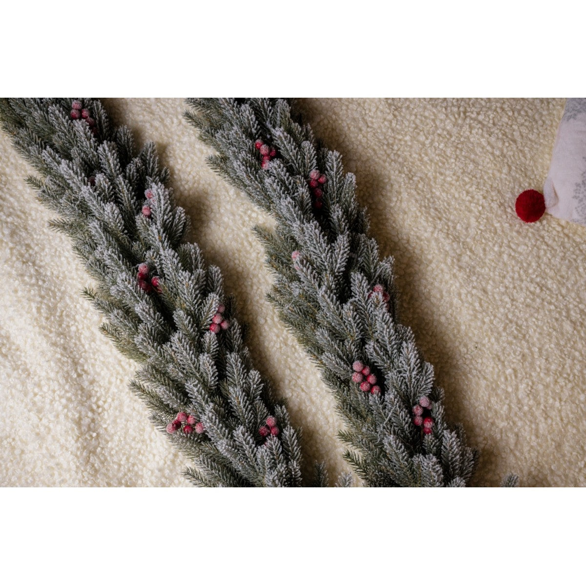 Weihnachtsgirlande, 3D-Tannenzweige, Schnee und Lorbeerbeeren, 100 cm, Ego