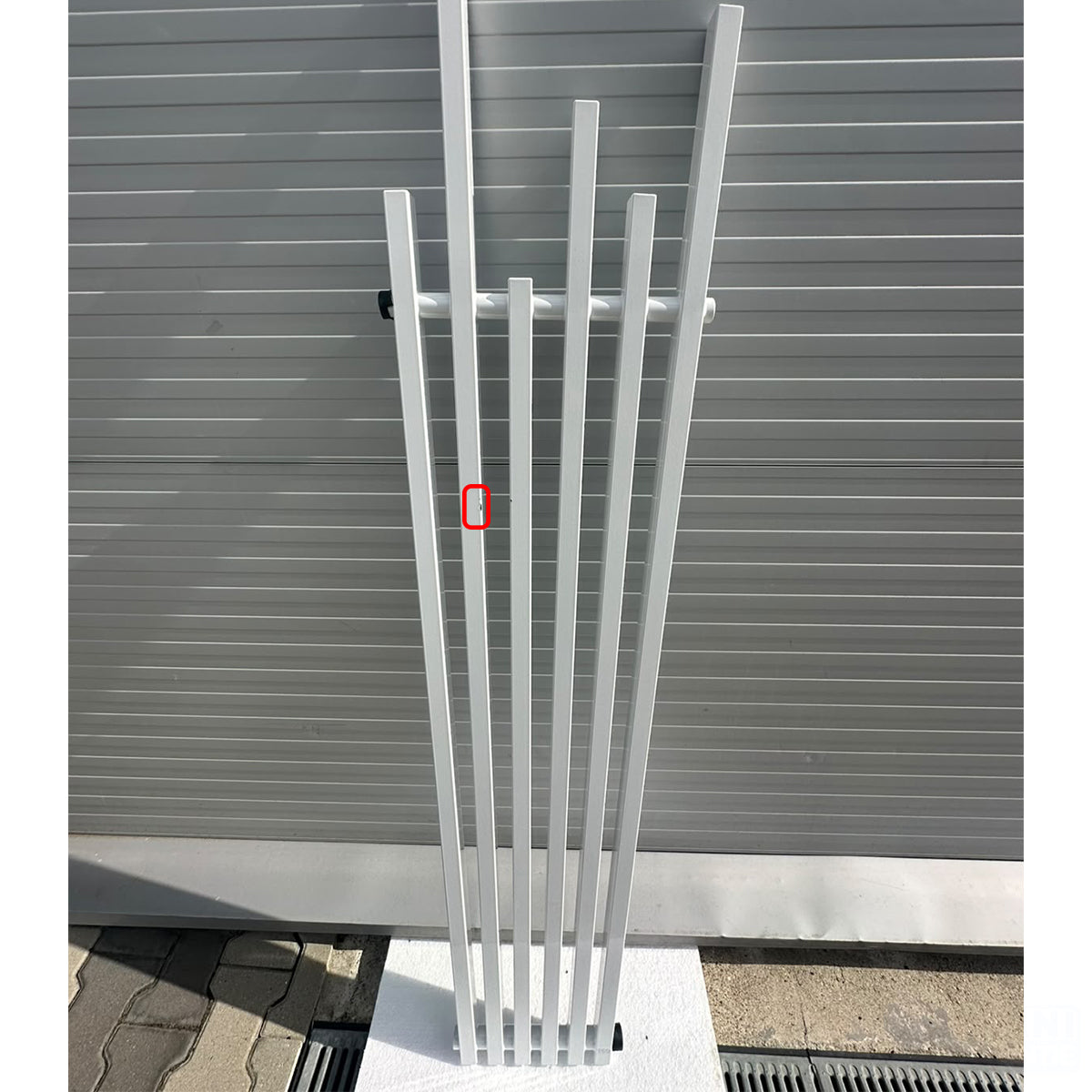 Weißer Heizkörper, B-Ware, 180x42cm, 687 W, 6 Elemente, Stahl, modernes Design, Enes