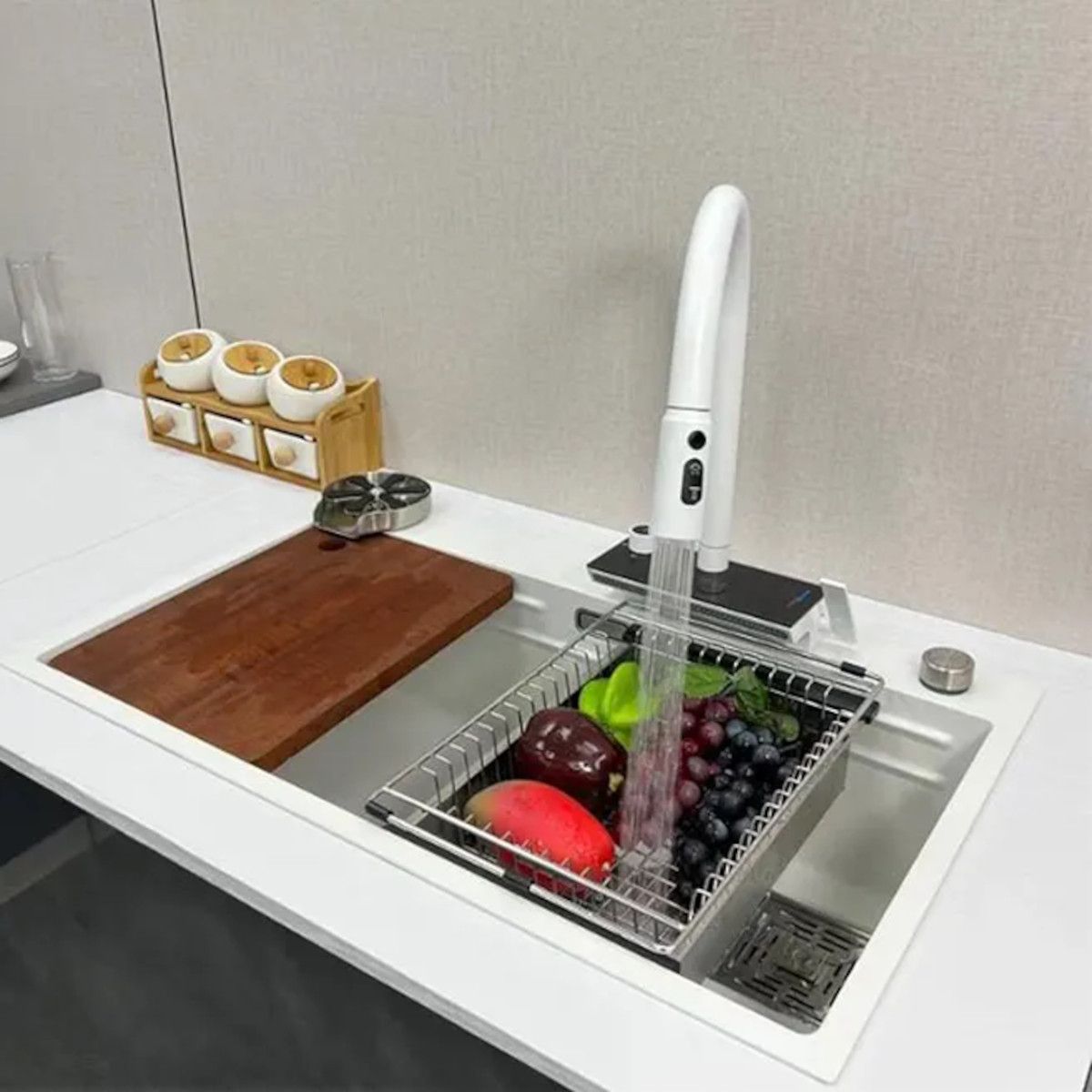 Küchenarmatur, hydroelektrisches Display mit Wasserfall, ausziehbare Brause, 3 Strahlarten, 360° schwenkbar, Mattweiß, Ingrid