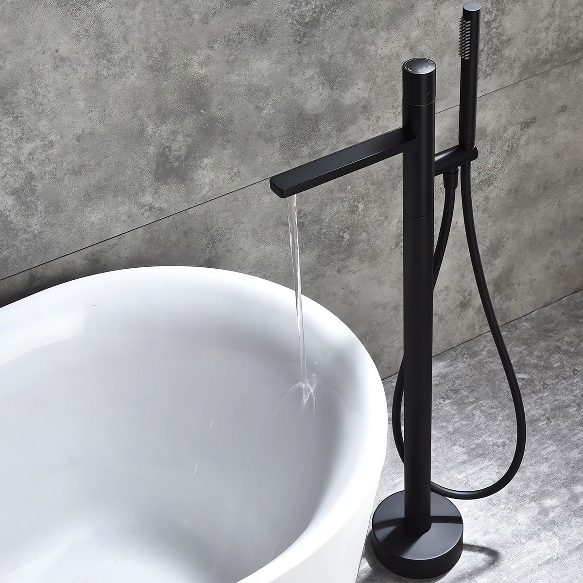Badewannenarmatur Pilar, Mattschwarz, Bodenmontage, runder Rahmen