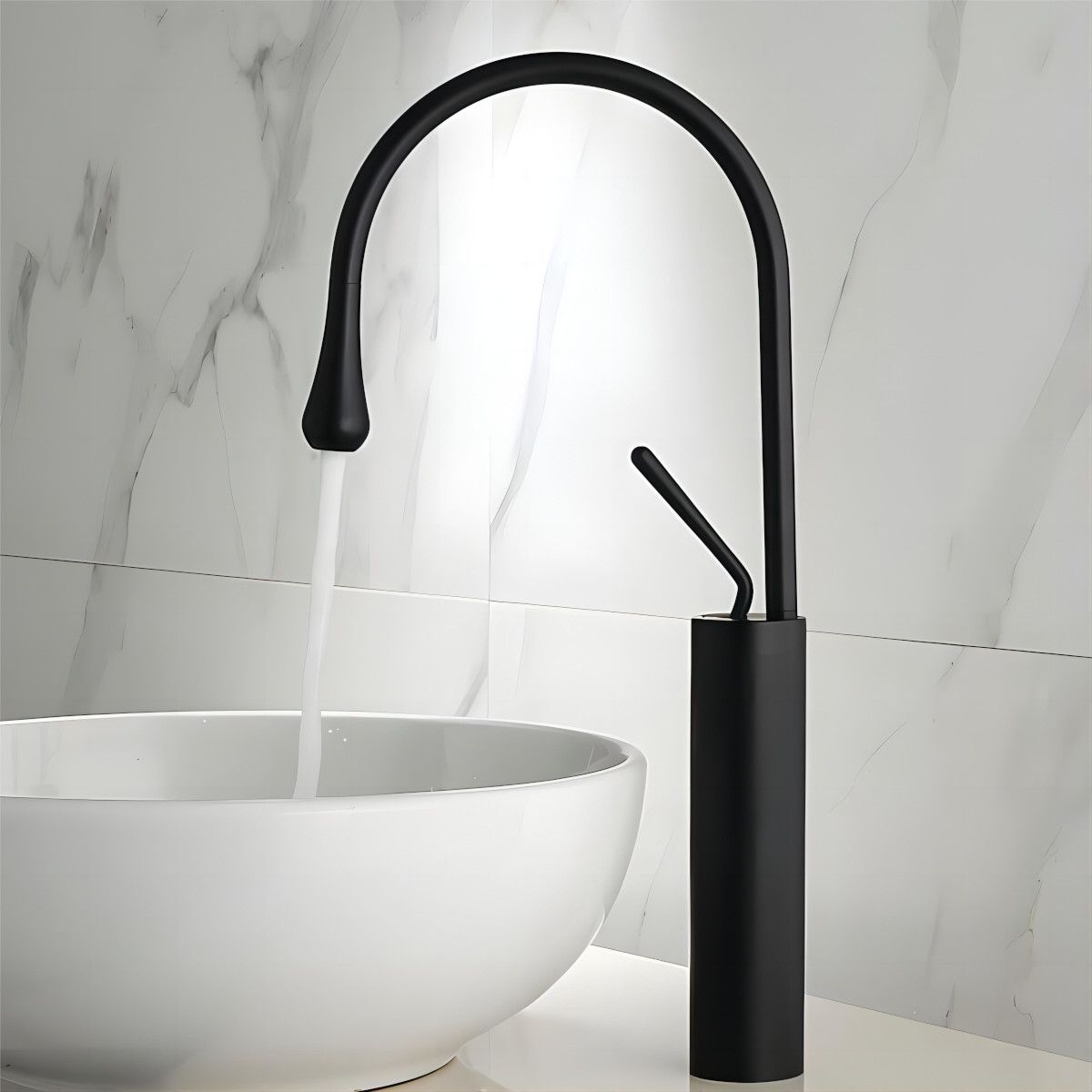 Waschbeckenarmatur Lost, Mattschwarz, Höhe 38 cm, mit Perlator, Aufsatzmontage