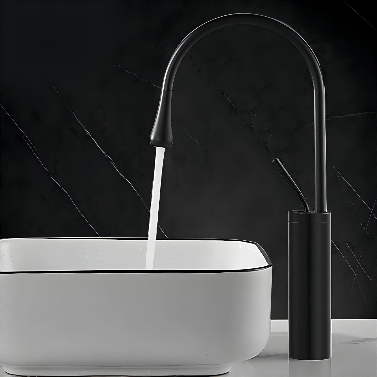 Waschbeckenarmatur Lost, Mattschwarz, Höhe 38 cm, mit Perlator, Aufsatzmontage