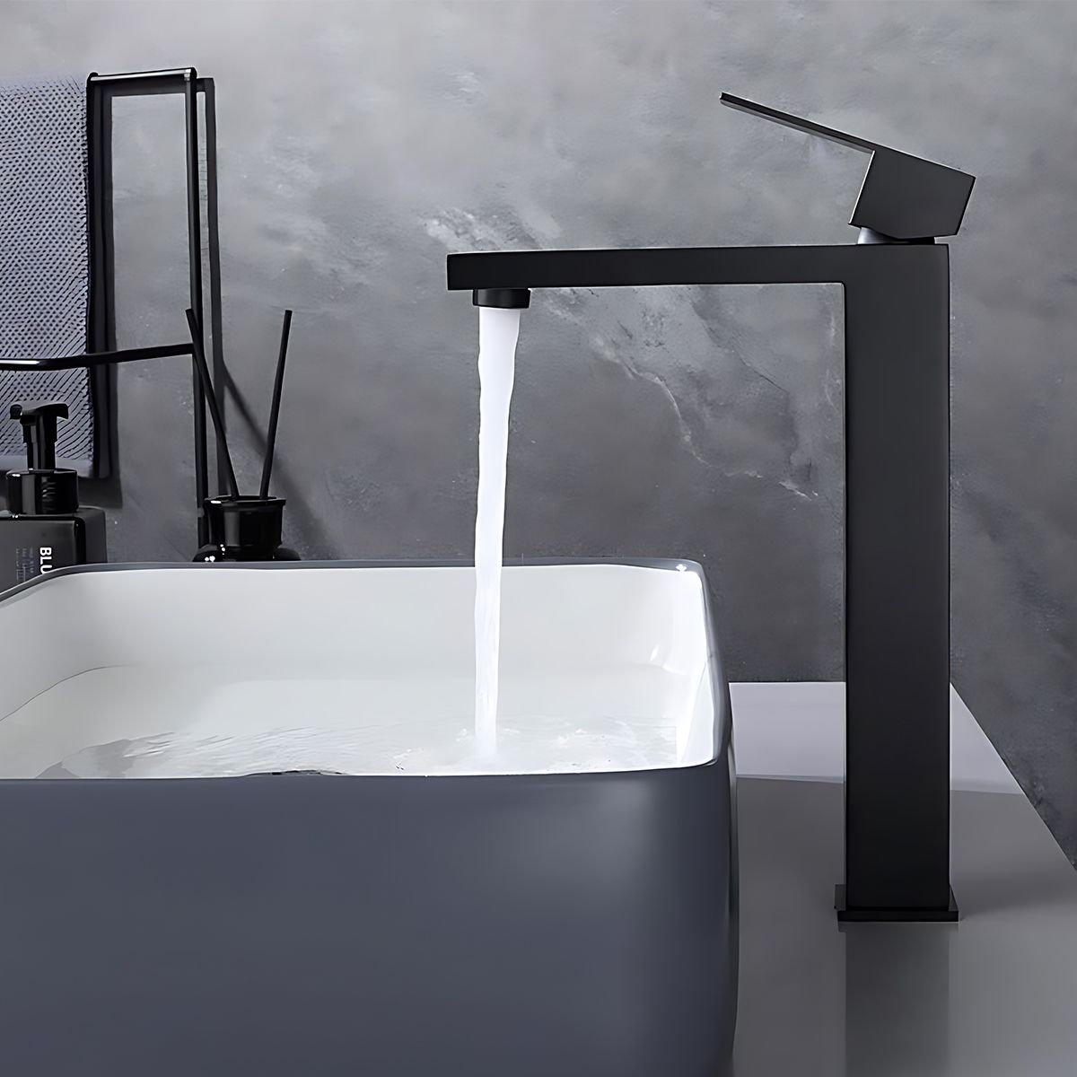 Waschbeckenarmatur, Perlator, Aufsatzmontage, Mattschwarz, Höhe 30 cm, Mira