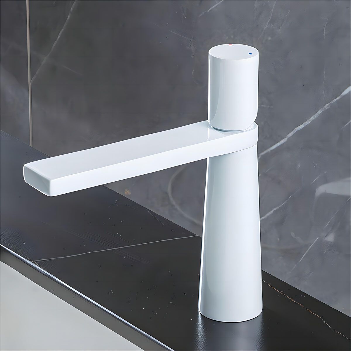 Waschbeckenarmatur Pilar, Mattweiß, Höhe 18,5 cm, Waschbeckenmontage