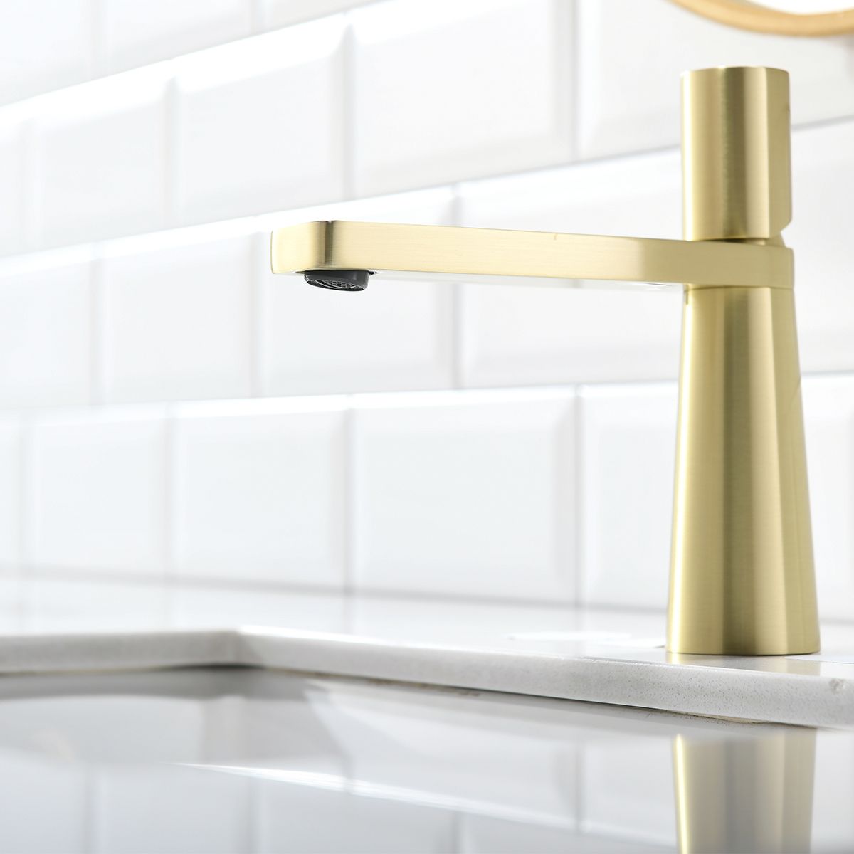 Waschbeckenarmatur Pilar, Mattgold, Höhe 18,5 cm, Waschbeckenmontage