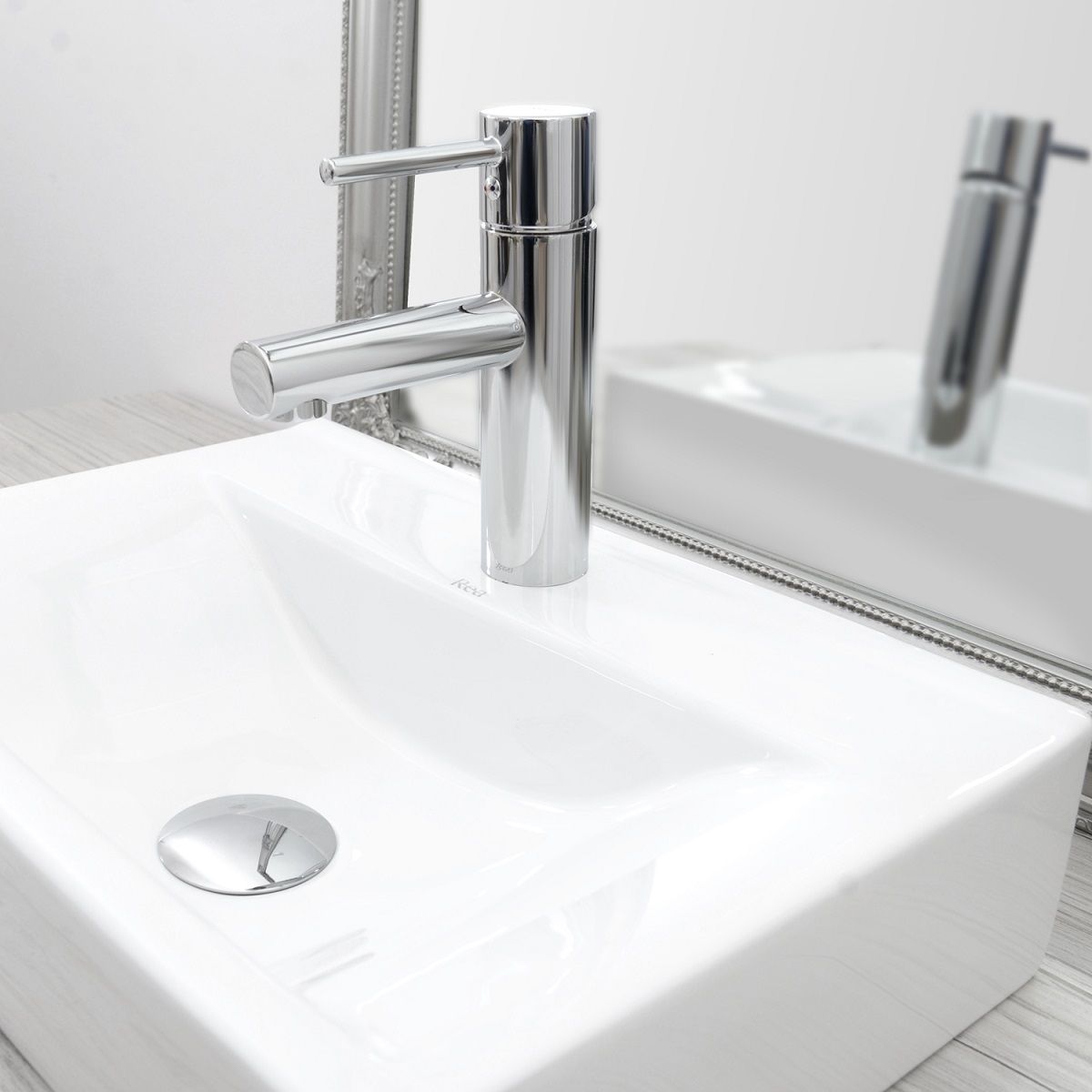 Waschtischarmatur Tess, Montage auf dem Waschbecken, Luftsprudler, Chrom-Finish