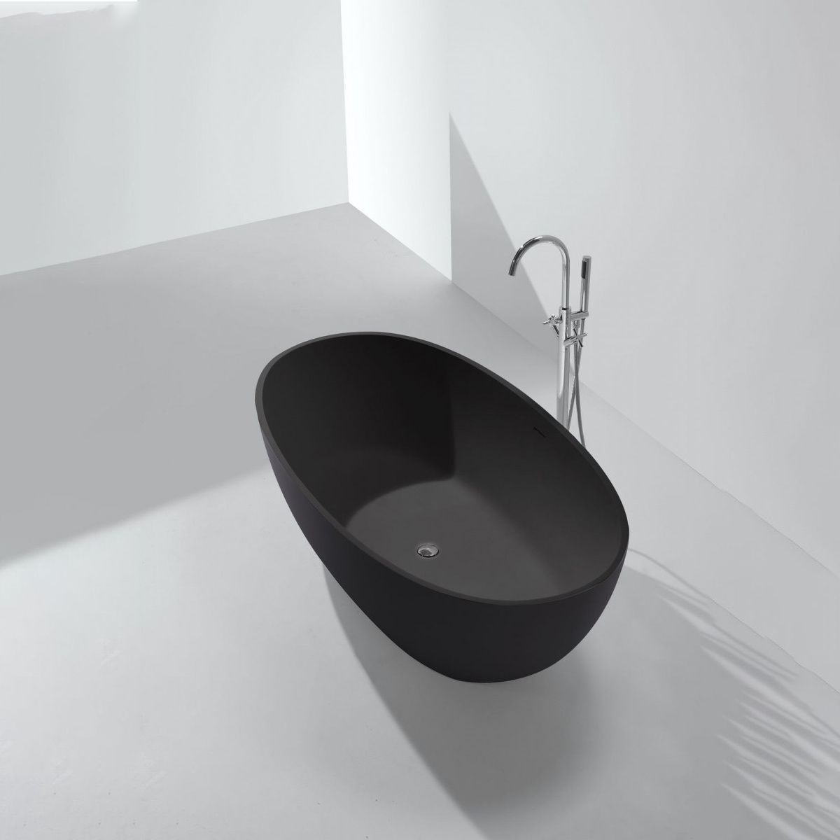 Badewanne Lulu, Coroian-Verbundstoff, Mattschwarz, 170 oder 180 cm, Wärmedämmung, freistehend