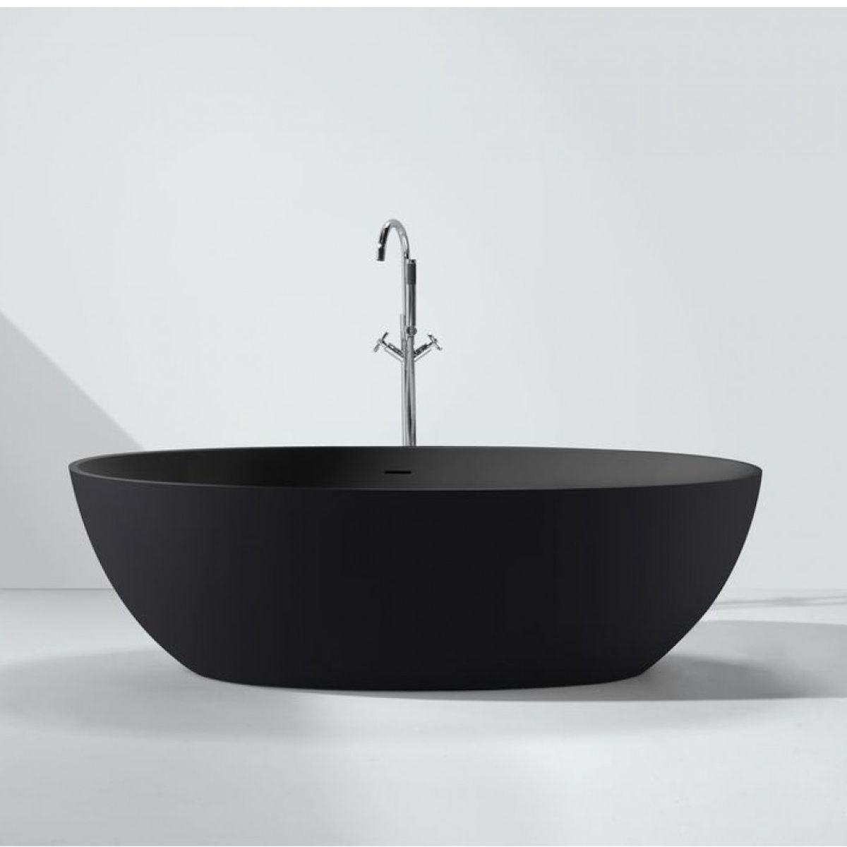 Badewanne Lulu, Coroian-Verbundstoff, Mattschwarz, 170 oder 180 cm, Wärmedämmung, freistehend