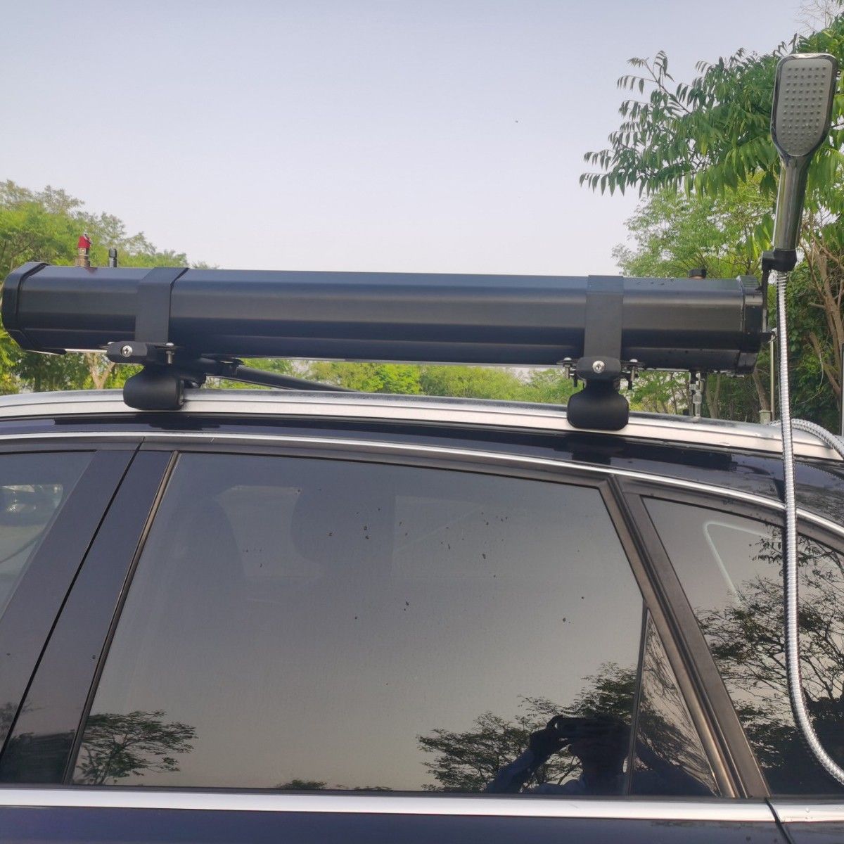 Solar-Dusche Auto, Camping, Tragbar, 30 Liter Kapazität, Handdusche und Offroad-Spritzpistole, Schwarz, Cordoba