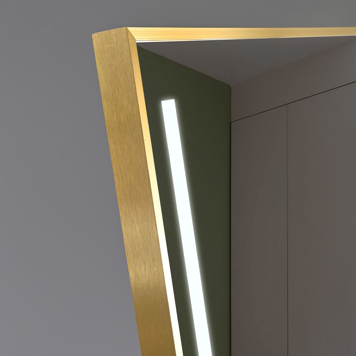 LED-Spiegel, Boden- oder Wandmontage, goldener Rahmen, Touch-Bedienung, 3 Lichtfarben, Anti-Beschlag, 5 mm, 60x165 cm, Mirage