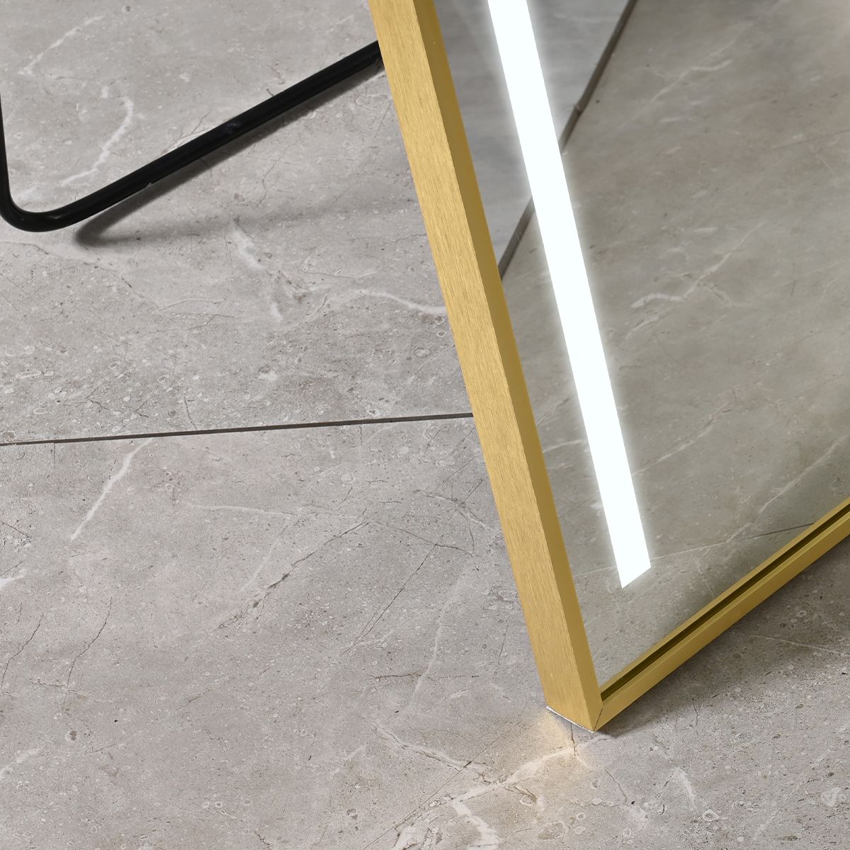 LED-Spiegel, Boden- oder Wandmontage, goldener Rahmen, Touch-Bedienung, 3 Lichtfarben, Anti-Beschlag, 5 mm, 60x165 cm, Mirage