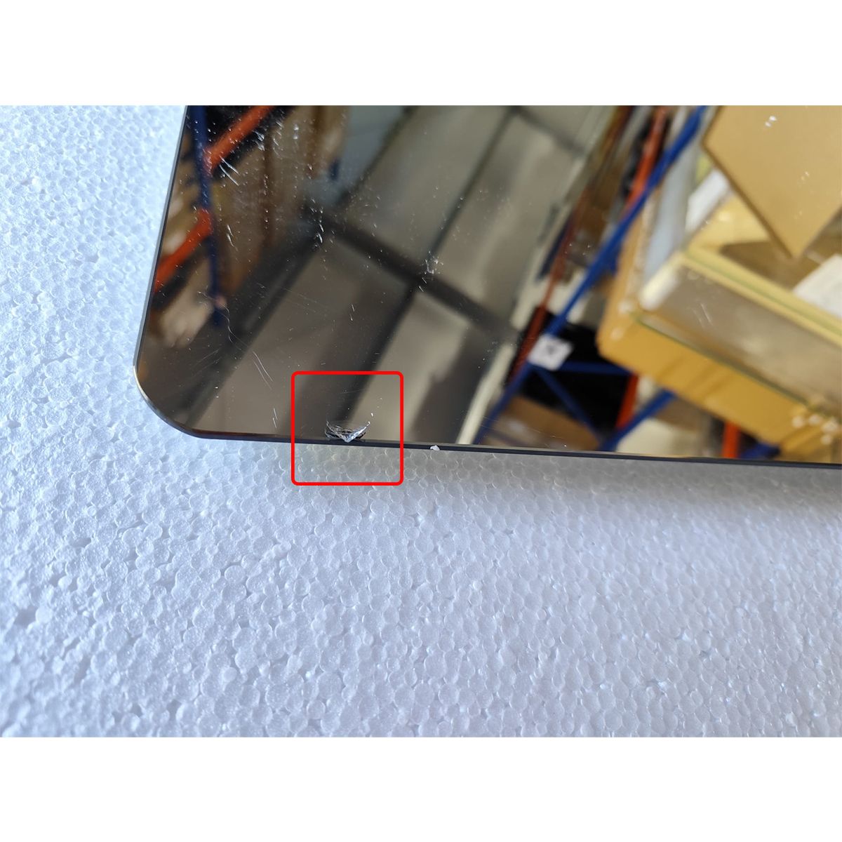 LED-Badezimmerspiegel, B-Ware, Anti-Beschlag-Funktion und Touch-Schalter, 5 mm, Maße: 90x70 cm, 3 einstellbare Lichtfarben, Louie