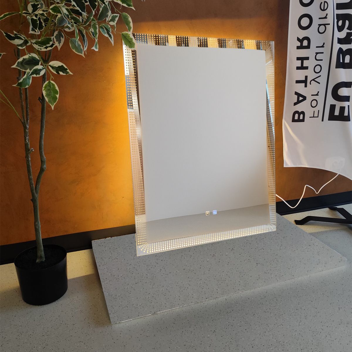 Smart-Spiegel, LED, Entnebelung, Touch-Button, 5 mm Glas, 3 Farben, einstellbare Helligkeit, Maße 70 x 90 cm, Zafira