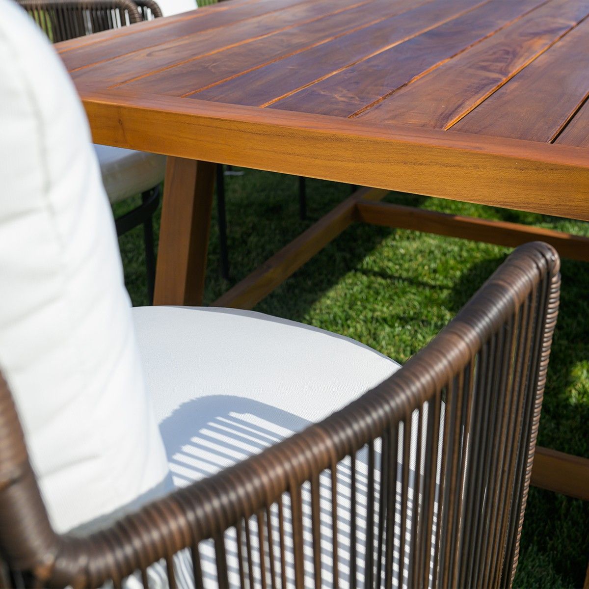Set mobilier terasa gradina, masa si 8 scaune, cadru aluminiu poliratan, lemn masiv de Tec, Tess