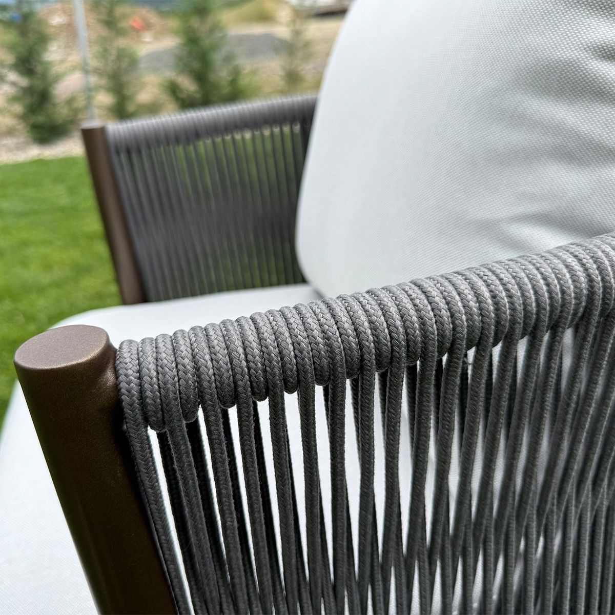 Möbelset für 6 Personen, Terrasse oder Garten, Aluminium, robuster Tisch 214x100 cm + 6 Stühle mit Seilgeflecht, Nova Luxe