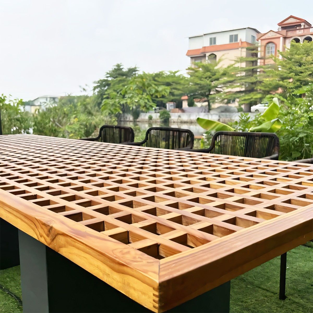 Möbelset für Terrasse oder Garten, Teakholztisch mit 8 Stühlen, inklusive Kissen, Aluminiumrahmen und Polyrattan, Mora