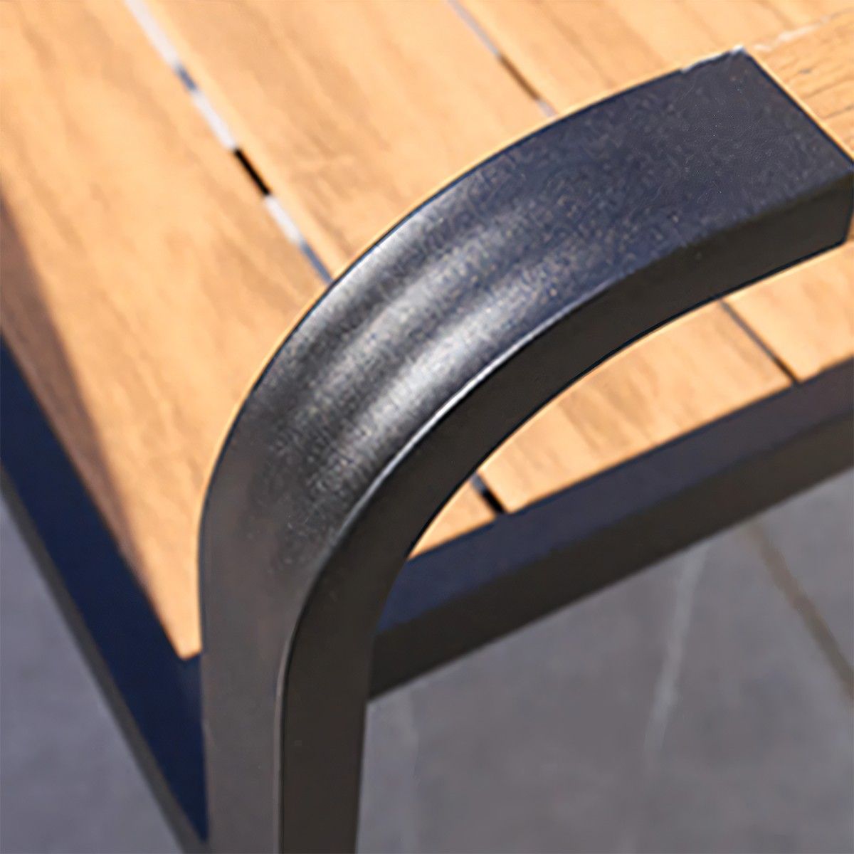 Möbelset aus Aluminium, Tisch mit WPC-Platte, 4 Stühle, für Terrasse oder Garten, Eliza